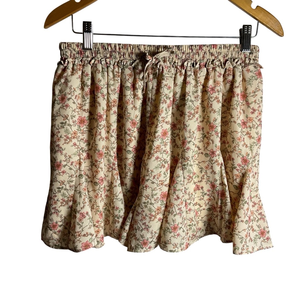 NWT Paper Crane Floral Mini Skort Skirt Shorts Cream Pink Feminine Cottagecore